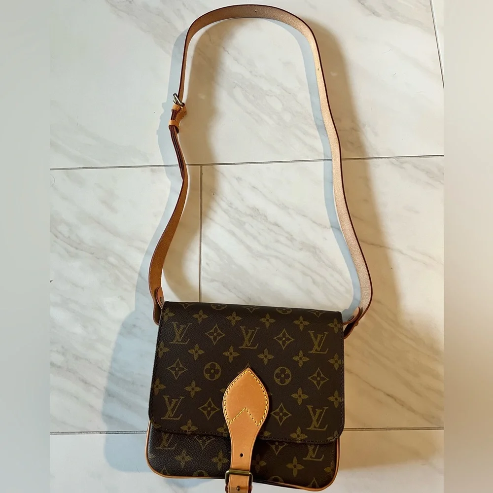 Real authentic vintage Louis Vuitton buckle no zipper hand bag - Picture 6 of 13